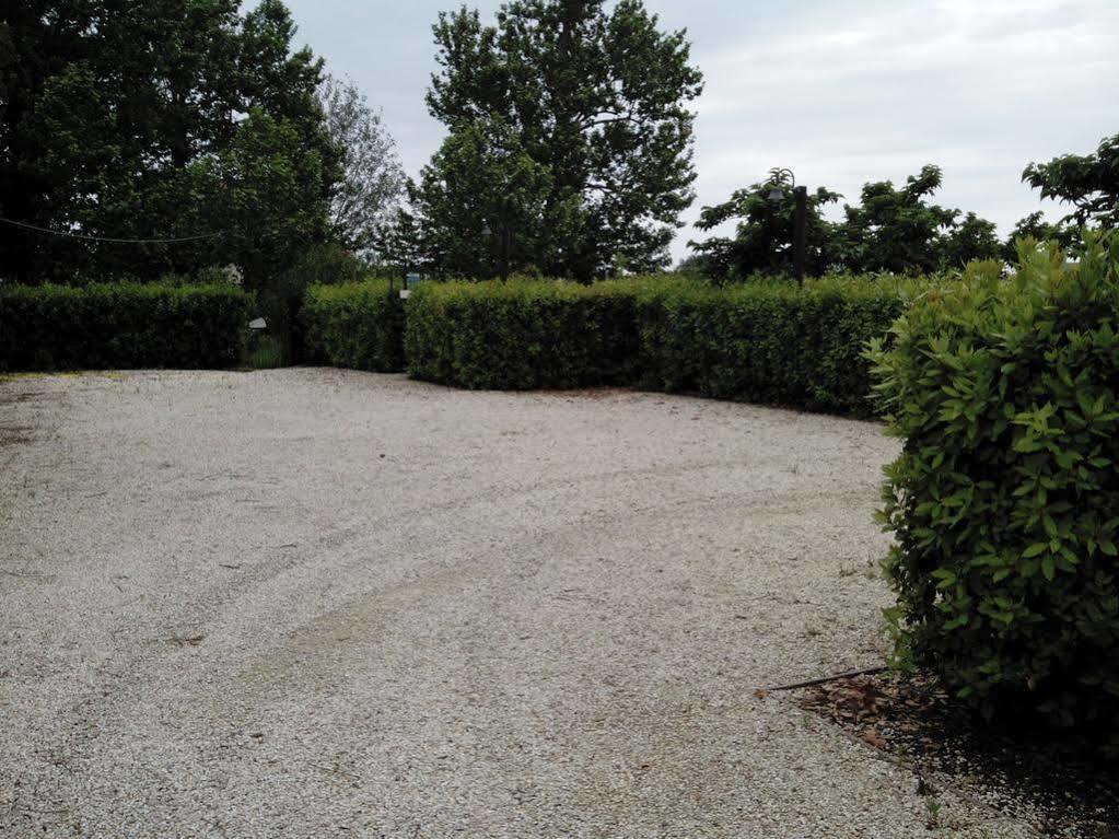 Agriturismo La Fonte Di San Girio Guest House Potenza Picena Exterior photo